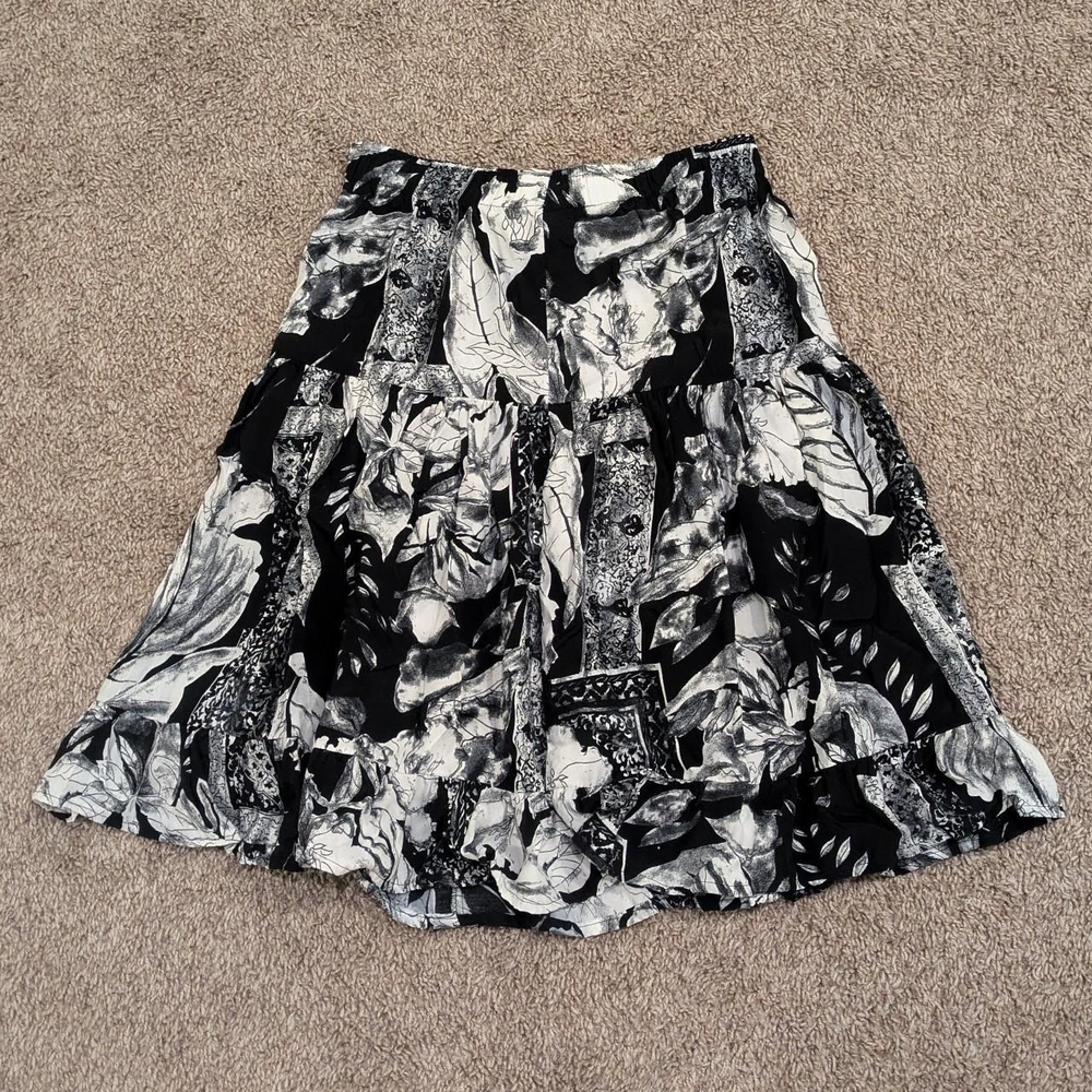 Y2K vintage Clio black and white floral print midi skirt elastic waist women's